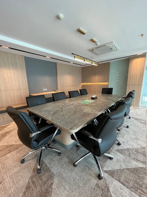 Meeting/conference room