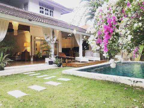 Villa Jalun Villa in Kuta