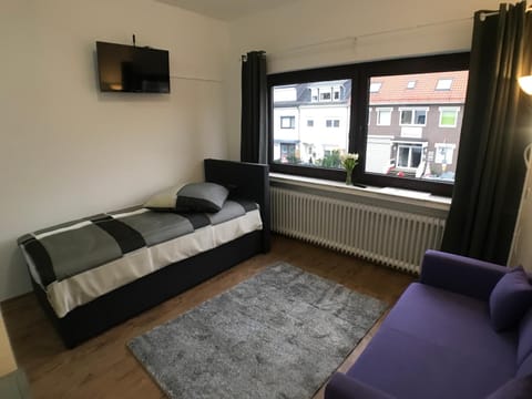 Living @ Klassvilla Weserwehr No. 5 Apartment in Bremen