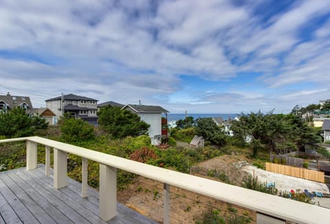 Blue Bayou House in Lincoln City