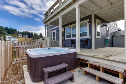 Blue Bayou Haus in Lincoln City