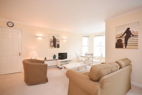 Town or Country - Osborne House Apartments Apartment in Southampton