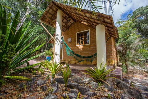 Patio, Facade/entrance, Garden, View (from property/room), Balcony/Terrace, Photo of the whole room, Bedroom, Garden view