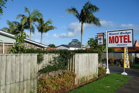 Facade/entrance, Property logo or sign