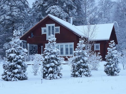 Holiday Cottage Tiira Chalet in Uusimaa