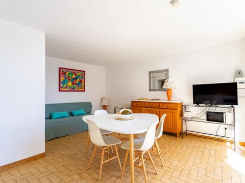 Apartment Les Floralies II-3 by Interhome Apartment in Le Lavandou