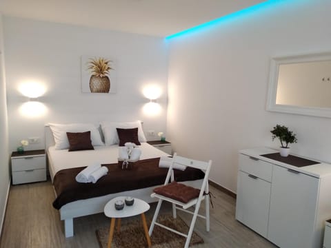 Apartment Nives in the City Center - Free Parking Apartment in Split