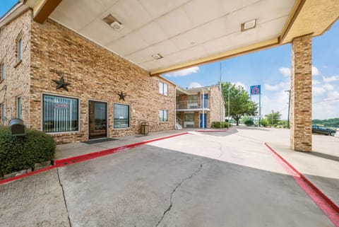 Motel 6-Red Oak, TX - Dallas Hotel in Texas