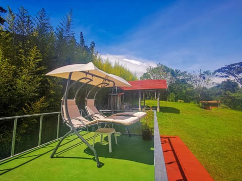 Cabaña Mountain View Chalet in Heredia Province