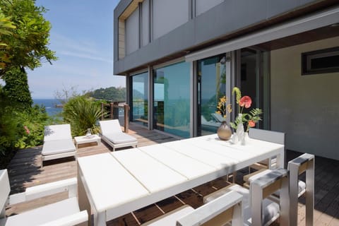 Balcony/Terrace, Dining area