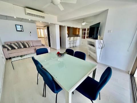 Sea View Suite in Makenzy Eigentumswohnung in Larnaca