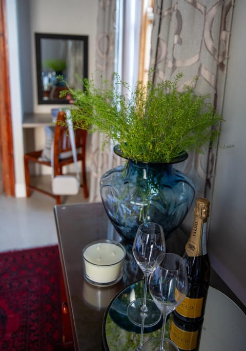 Lemoenkloof Boutique Hotel Bed and Breakfast in Cape Town