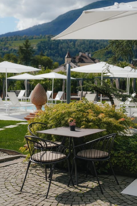 Balcony/Terrace, Garden view