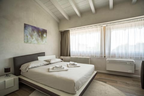 Relais Madergnago Gardapartments Wohnung in Desenzano del Garda