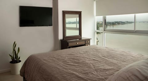 Suite Riverfront 2, Puerto Santa Ana, Guayaquil Apartment in Guayaquil