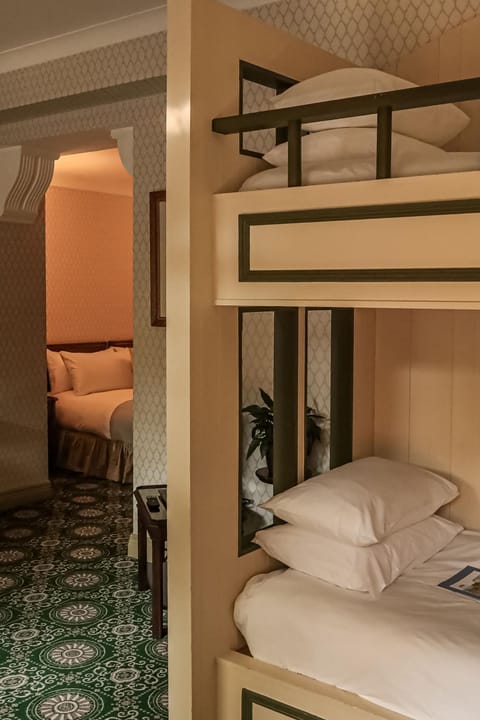 Bed, Bedroom, bunk bed