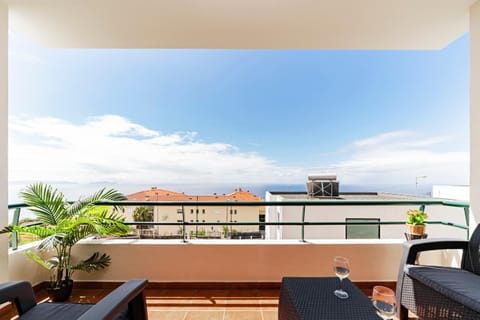 Balcony/Terrace, Landmark view, Sea view