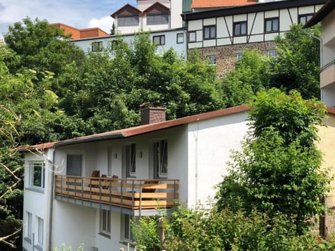 Property building, Garden, Balcony/Terrace, Landmark view