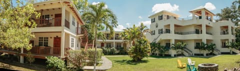 Balcony/Terrace, River view, Family