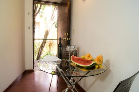 Suite 1C, Balcon, Garden House, Welcome to San Angel Condo in Mexico City