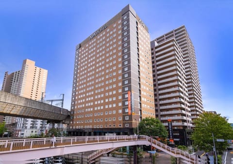 Property building, Facade/entrance, City view, Location