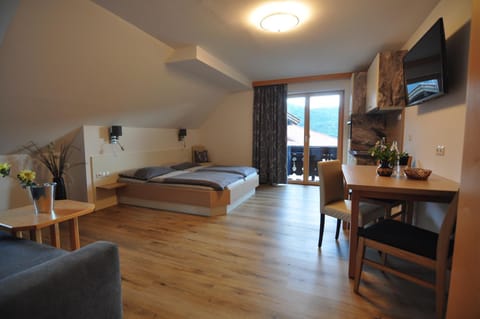 Kitchen or kitchenette, Living room, Bedroom