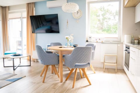 TV and multimedia, Kitchen or kitchenette, Seating area, Dining area, minibar