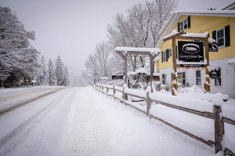 Property building, Winter