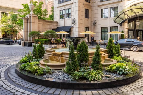 Inner courtyard view