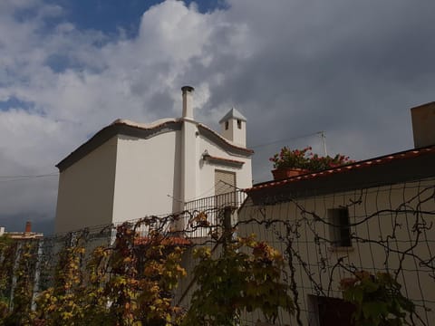 Inner courtyard view