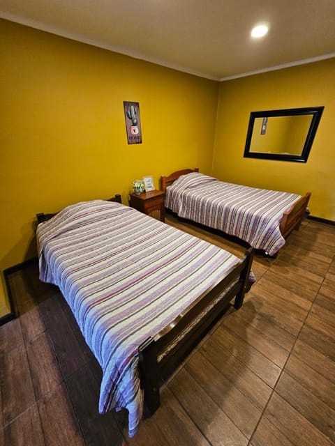Hostal Aleros Bed and Breakfast in Maule