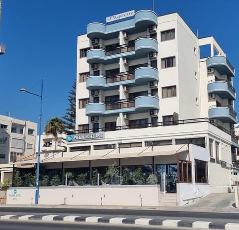 Pigeon Beach Hotel Apartments Apartahotel in Limassol District