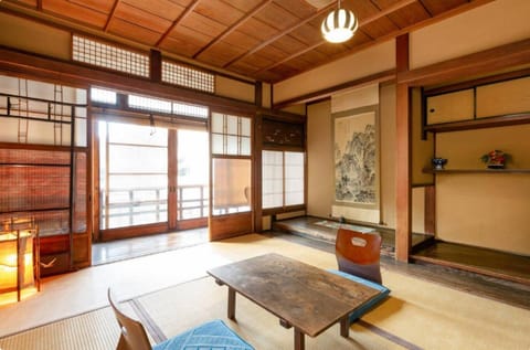 Guest House Kingyoya Bed and Breakfast in Kyoto