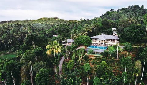 Aarunya Nature Resort and Spa Resort in Central Province