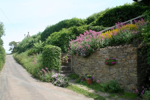 The Cottage Abbotsbury House in West Dorset District