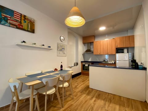 Dining area, Communal kitchen