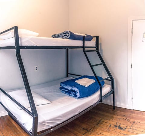 Bed, Bedroom, bunk bed