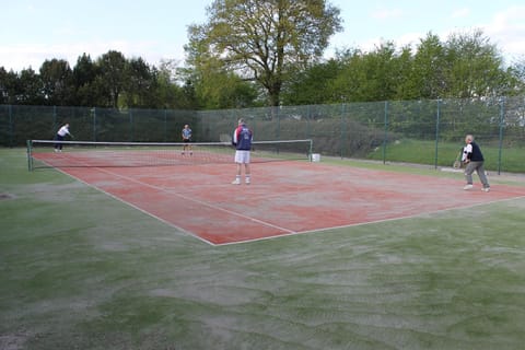 Tennis court