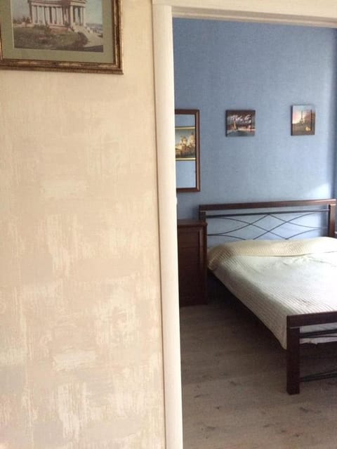 2-kh kom-ia kvartira v tsentre Odessy Apartment in Odessa