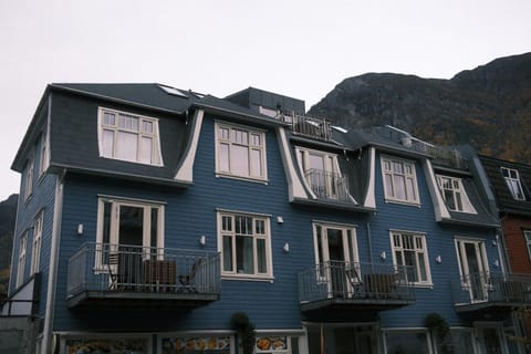 Property building, Natural landscape, Mountain view