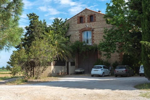 Domaine du Mas Bazan Bed and Breakfast in Canet-en-Roussillon