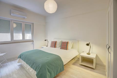 Mouraria House Central and Quiet with a Balcony Apartment in Lisbon