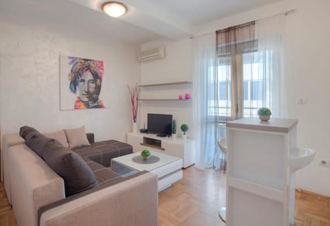 Dobrljanin LUX apartment Apartment in Budva