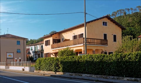 Property building, Street view