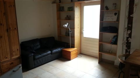 studio-appartement in paardenstal Apartment in Zeeland, Netherlands