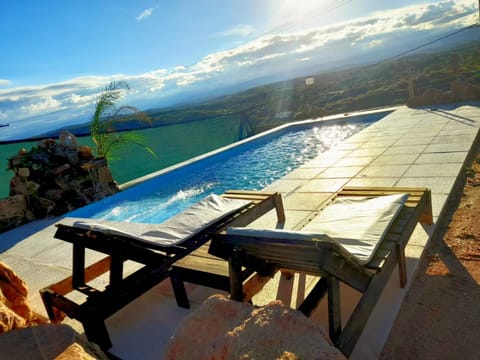 Natural landscape, Balcony/Terrace, Balcony/Terrace, Mountain view, Swimming pool, sunbed