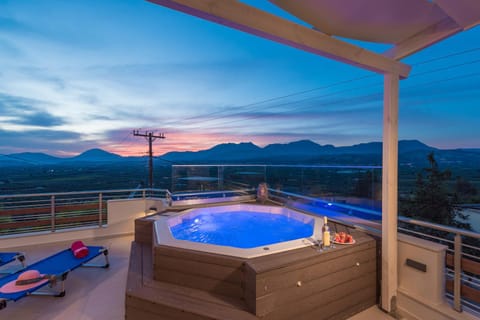 Hercules Apartment in Crete