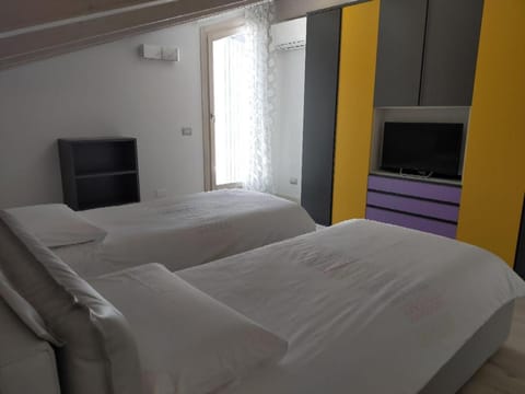 Sweet dream deluxe apartment Apartment in Sirmione