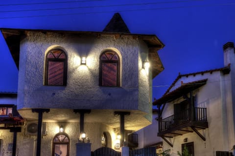 Property building, Facade/entrance