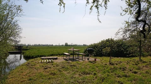 Breeveld Cottage Estancia en una granja in South Holland (province)